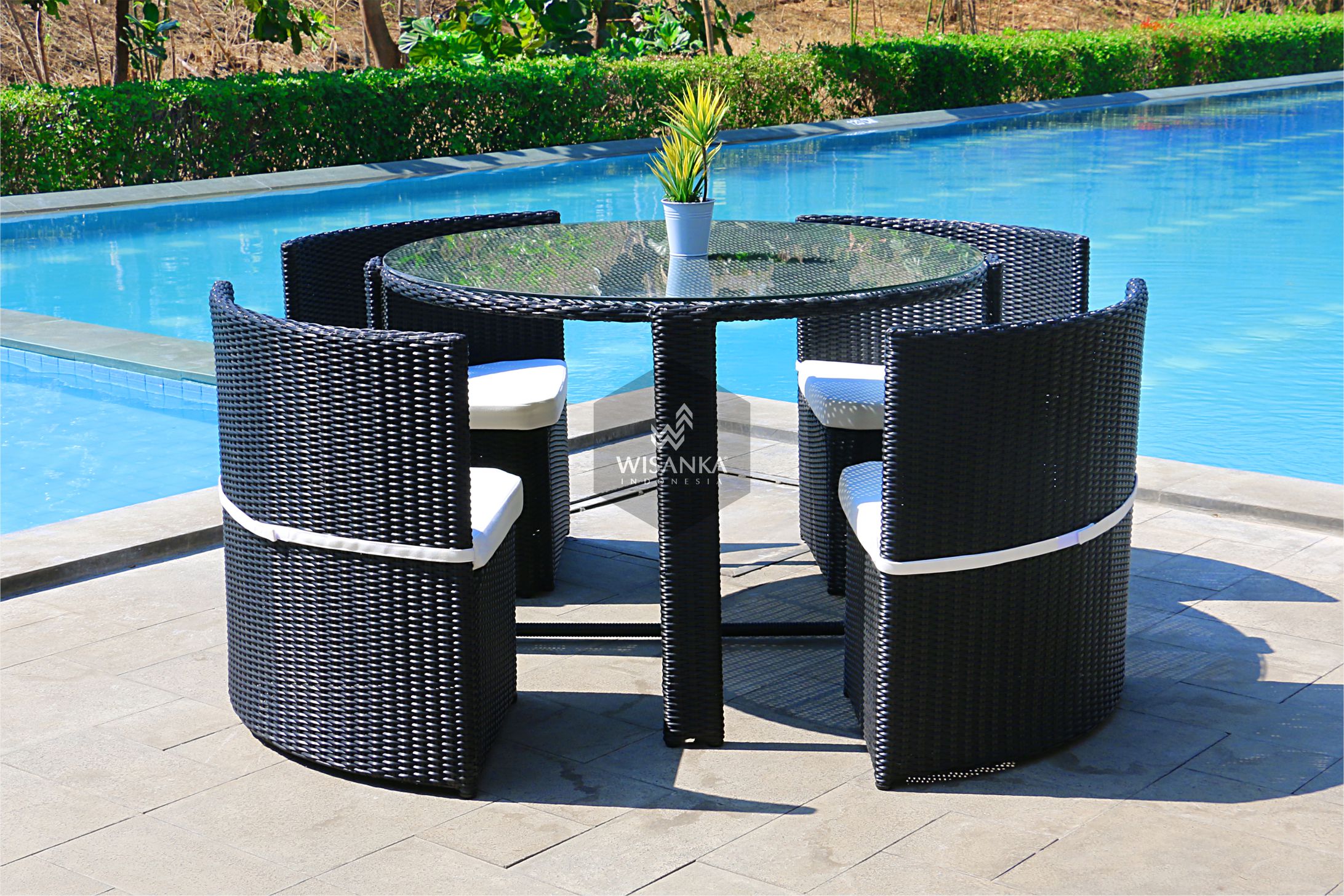 Synthetic Rattan Furniture Mozi Dining Set Indonesia Outdoor