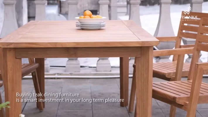 The Pros and Cons of Outdoor Teak Patio Furniture